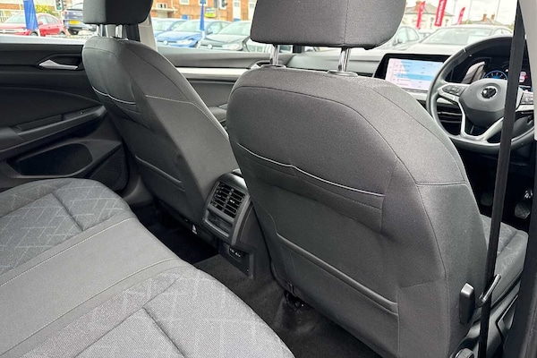 Used Volkswagen Golf 2022 for sale - 76261199: Photo 31