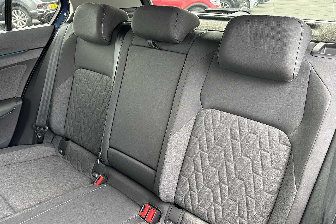 Used Volkswagen Golf 2024 for sale - 75966525: Photo 11