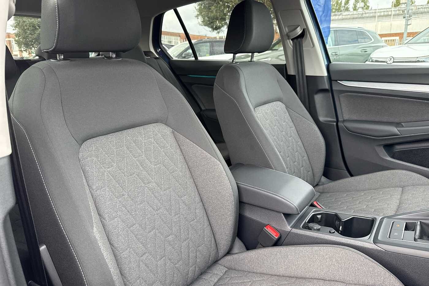 Used Volkswagen Golf 2024 for sale - 75966525: Photo 13