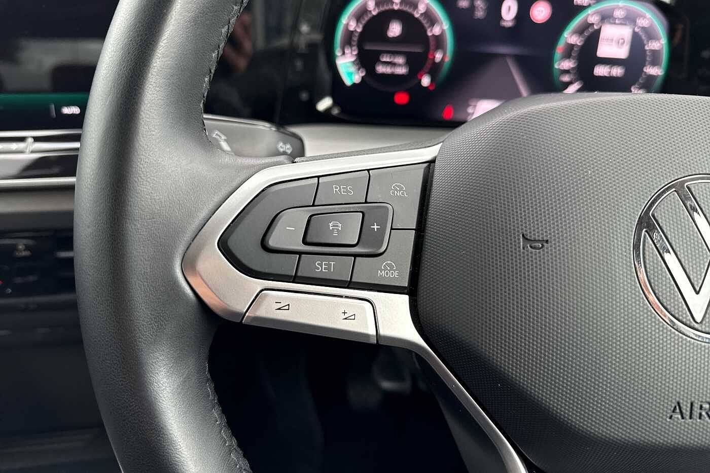 Used Volkswagen Golf 2024 for sale - 75966525: Photo 18