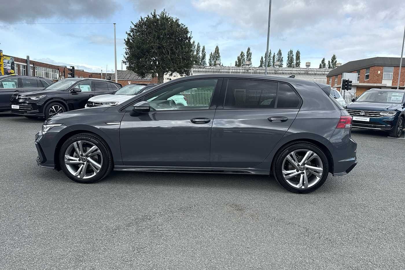 Used Volkswagen Golf 2022 for sale - 76139625: Photo 44