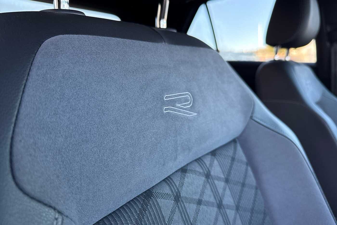 Used Volkswagen T-Roc 2023 for sale - 76458609: Photo 14