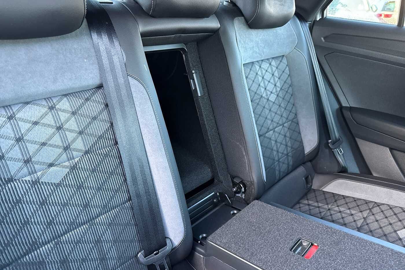 Used Volkswagen T-Roc 2023 for sale - 76458609: Photo 36