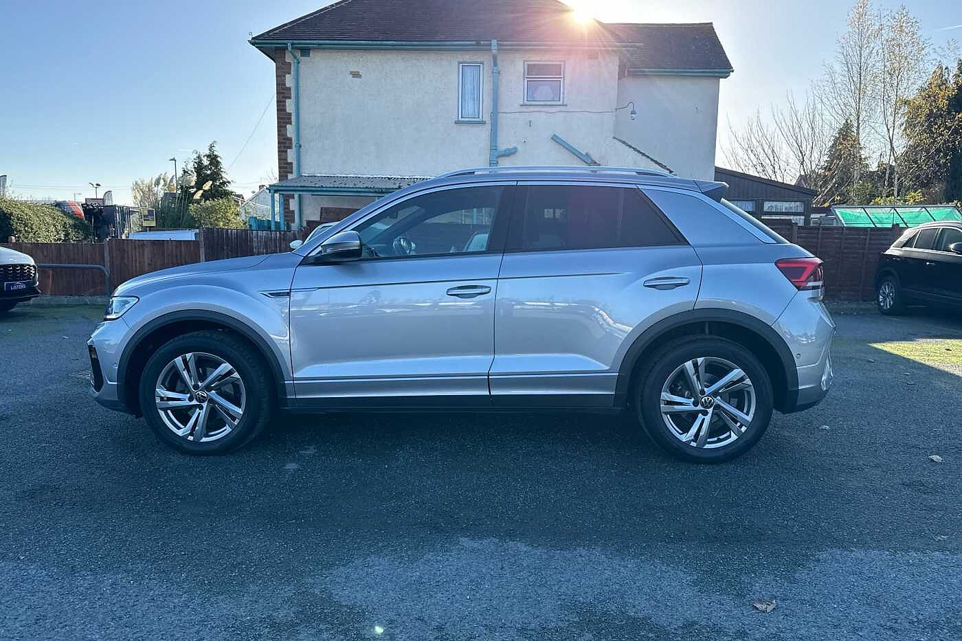 Used Volkswagen T-Roc 2023 for sale - 76458609: Photo 47