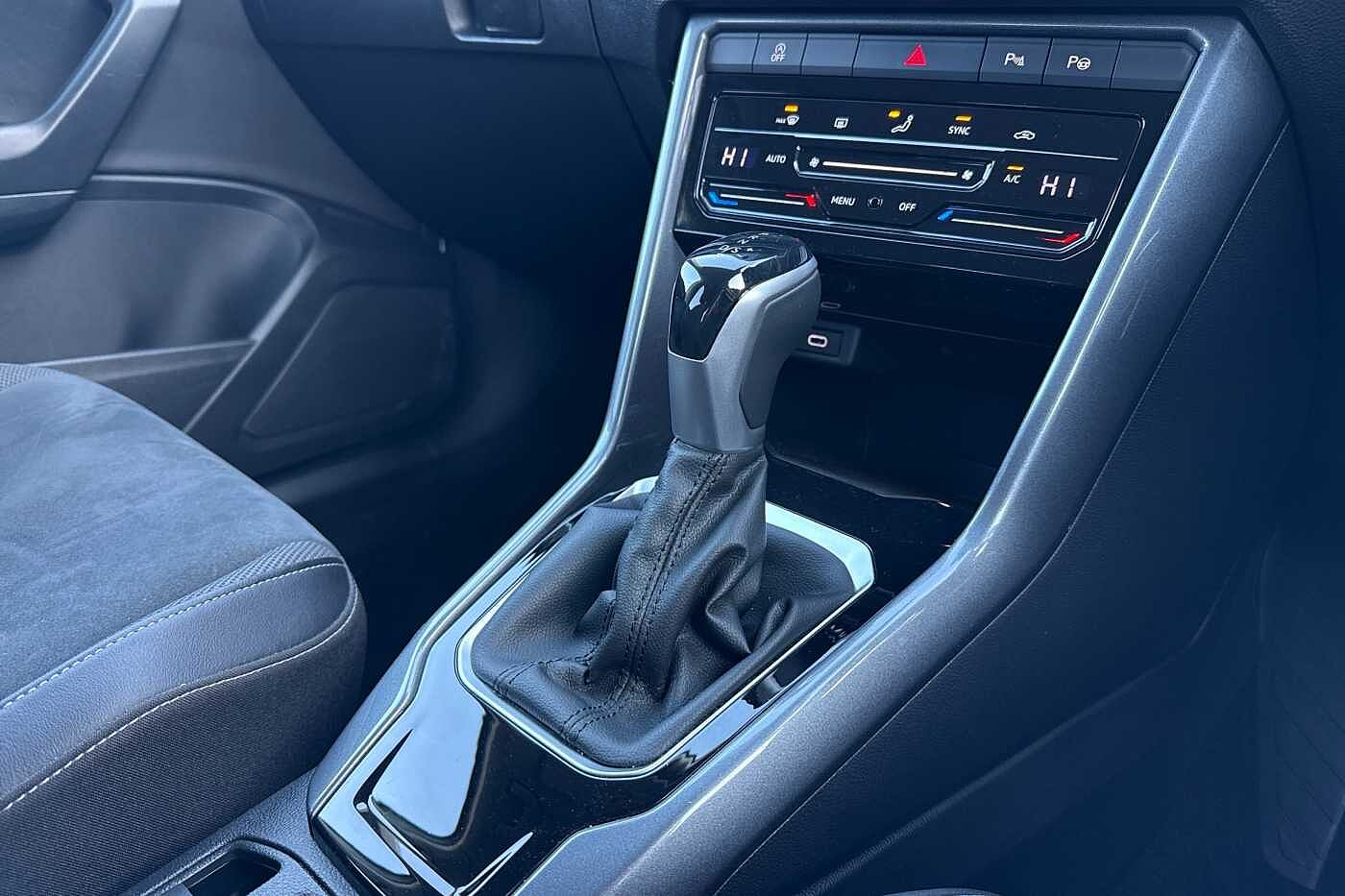 Used Volkswagen T-Roc 2023 for sale - 76586524: Photo 10