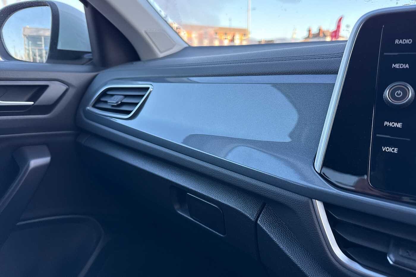 Used Volkswagen T-Roc 2023 for sale - 76586524: Photo 21