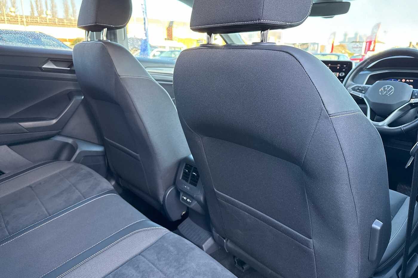 Used Volkswagen T-Roc 2023 for sale - 76586524: Photo 32