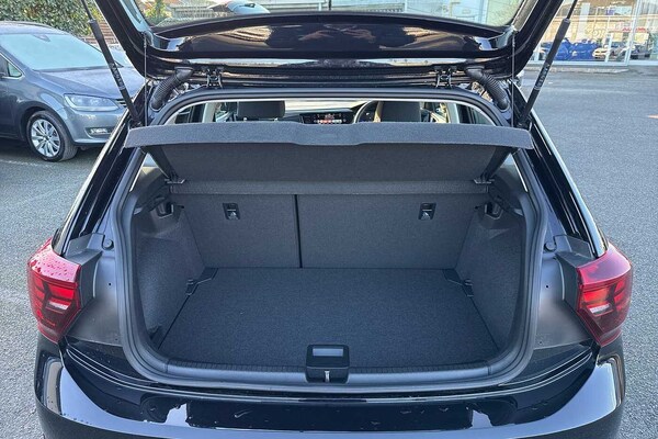 Used Volkswagen Polo 2024 for sale - 73151699: Photo 12