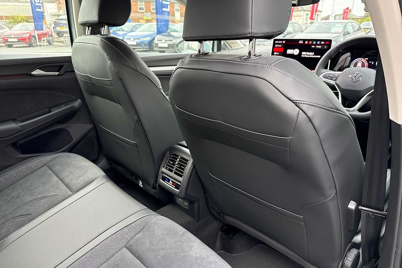 Used Volkswagen Golf 2025 for sale - 76154294: Photo 31