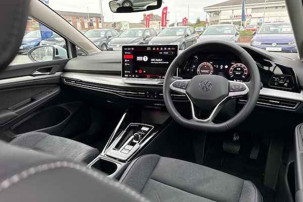 Used Volkswagen Golf 2025 for sale - 76154294: Photo 32