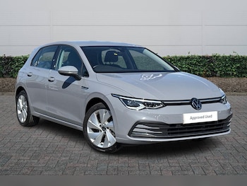 Used Volkswagen Golf 2023 for sale - 78073826: Photo