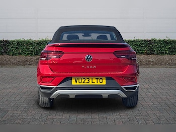 Used Volkswagen T-Roc 2023 for sale - 78117291: Photo
