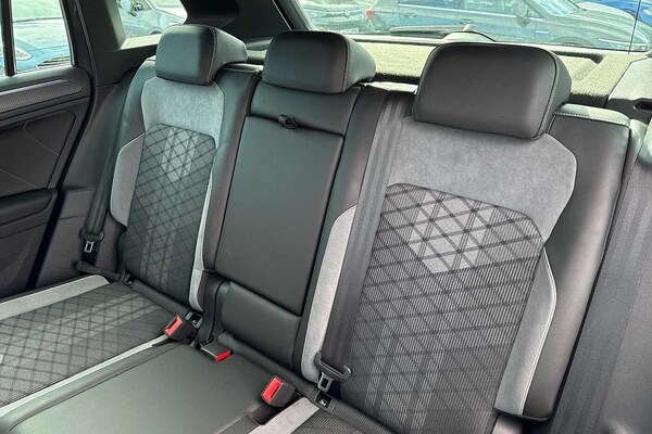 Used Volkswagen Tiguan 2023 for sale - 76190603: Photo 11