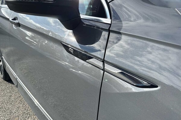 Used Volkswagen Tiguan 2023 for sale - 76190603: Photo 41