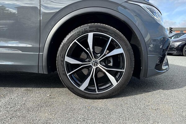 Used Volkswagen Tiguan 2023 for sale - 76190603: Photo 5