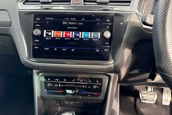 Used Volkswagen Tiguan 2023 for sale - 76190603: Photo 9