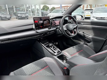 Used Volkswagen Golf 2025 for sale - 75479195: Photo