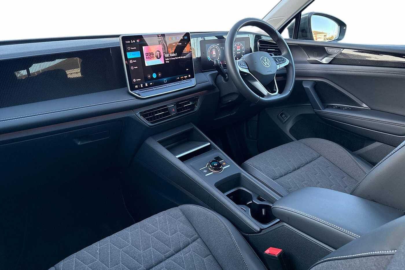 Used Volkswagen Tiguan 2025 for sale - 76937335: Photo 2