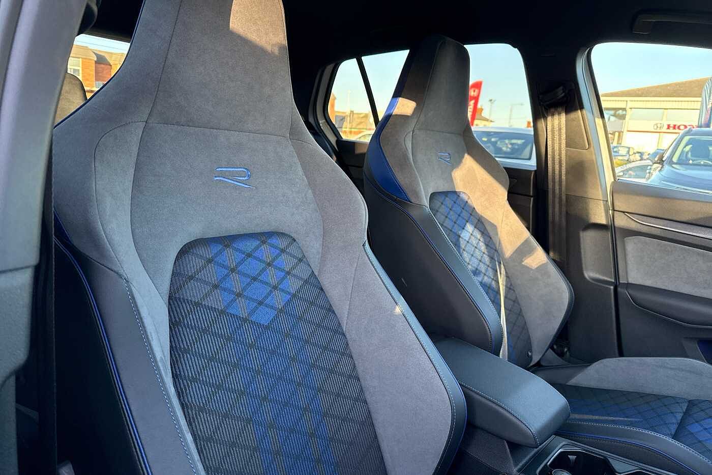 Used Volkswagen Golf 2025 for sale - 76692706: Photo 13