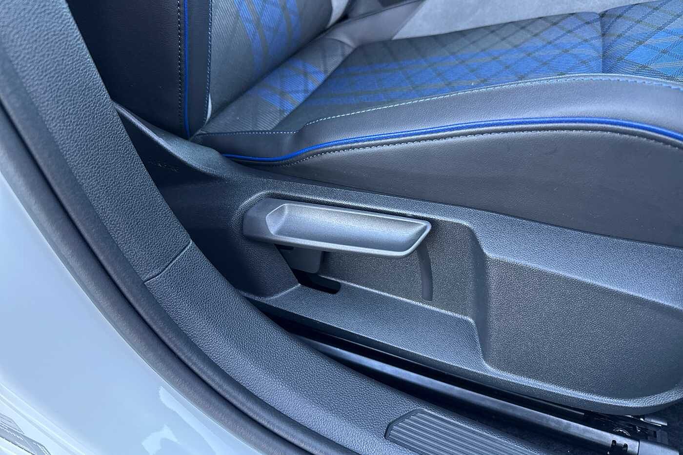 Used Volkswagen Golf 2025 for sale - 76692706: Photo 15