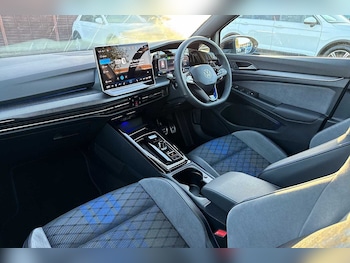 Used Volkswagen Golf 2025 for sale - 76692706: Photo