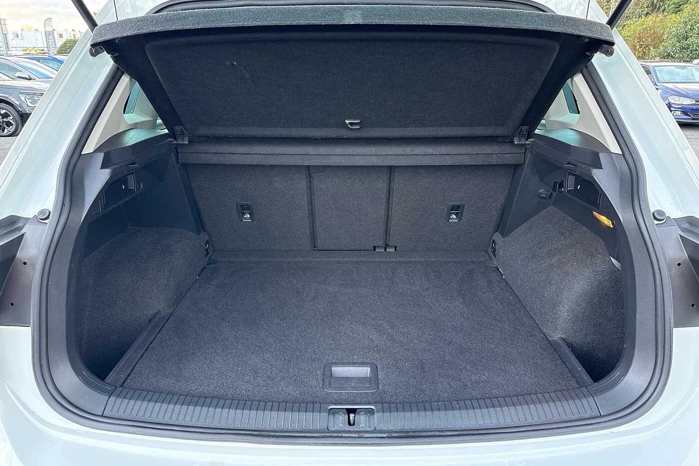 Used Volkswagen Tiguan 2018 for sale - 76539538: Photo 12