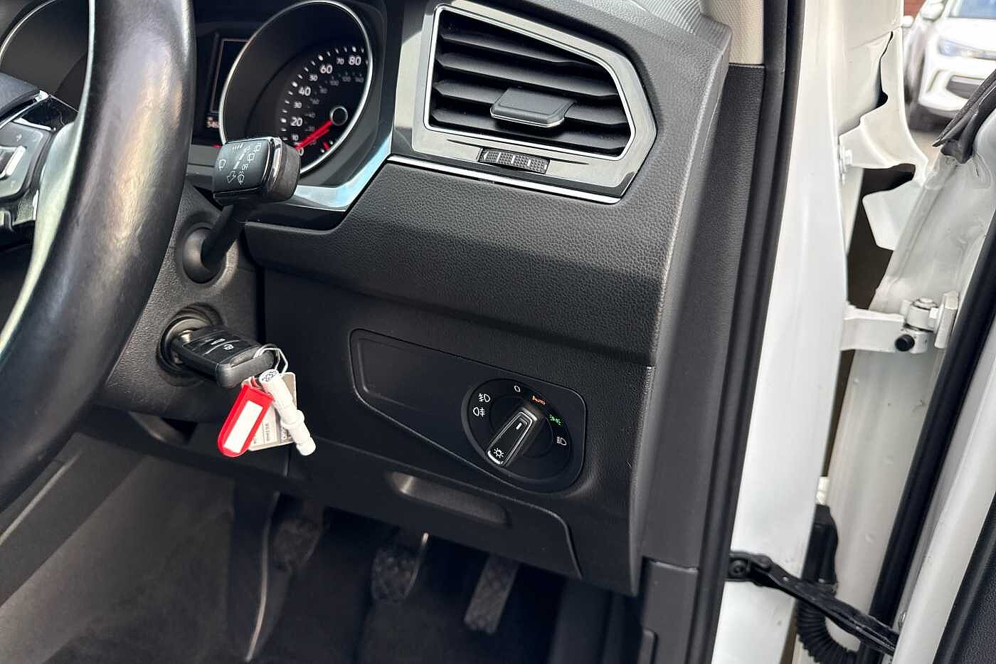 Used Volkswagen Tiguan 2018 for sale - 76539538: Photo 16