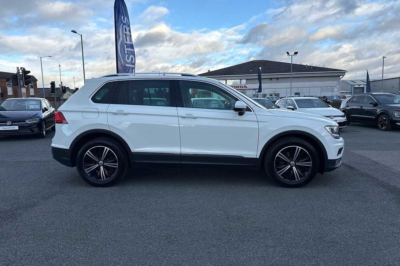 Used Volkswagen Tiguan 2018 for sale - 76539538: Photo 4
