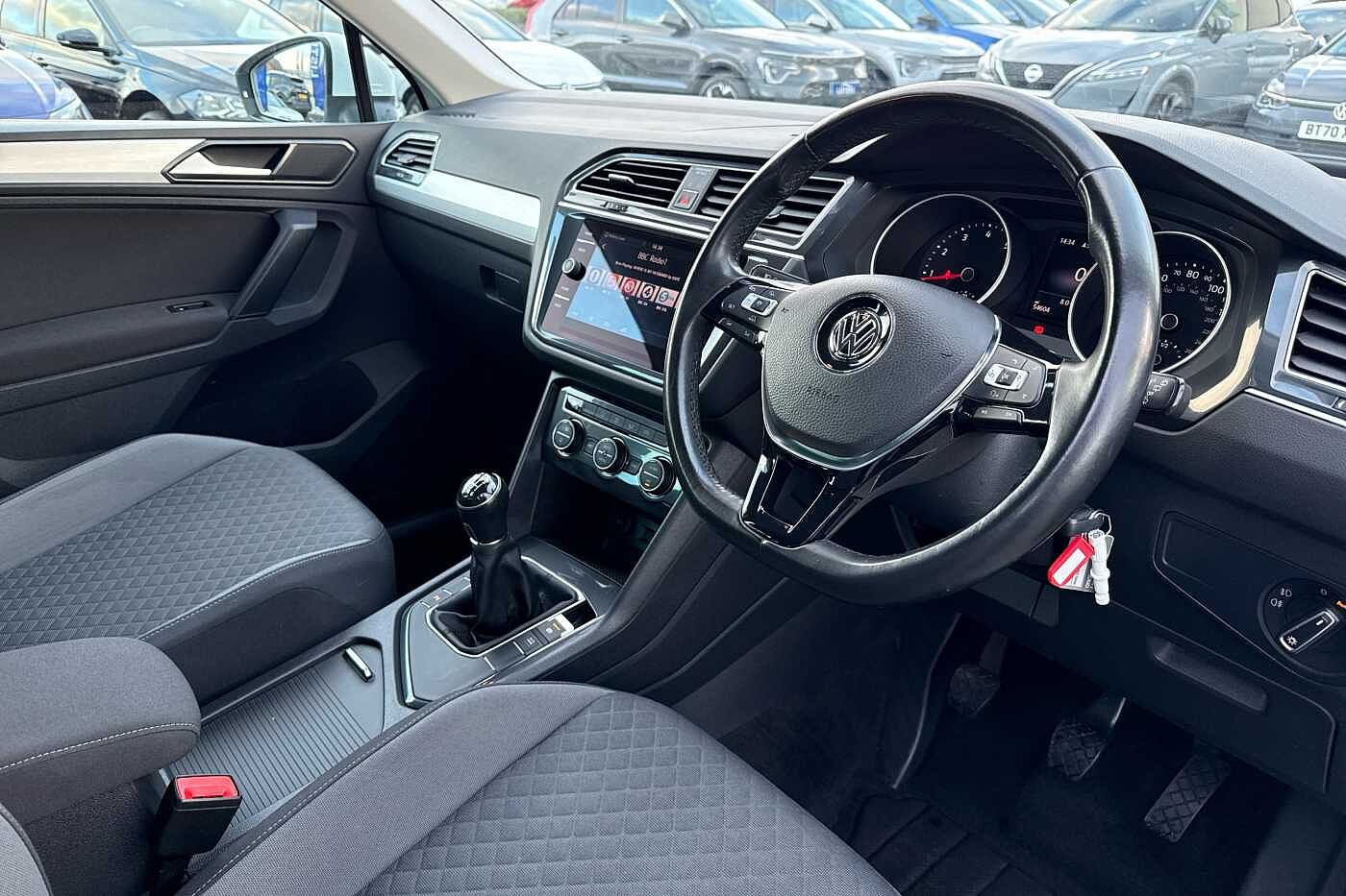 Used Volkswagen Tiguan 2018 for sale - 76539538: Photo 6