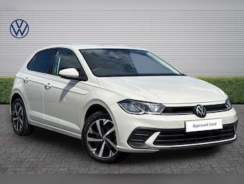 Used Volkswagen Polo 2024 for sale - 78463388: Photo