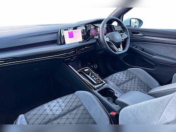 Used Volkswagen Golf 2023 for sale - 77551591: Photo