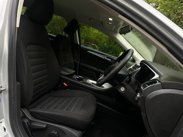Used Ford Mondeo 2017 for sale - 75551606: Photo 24