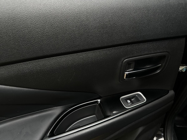 Used Mitsubishi Outlander 2018 for sale - 76239798: Photo 46