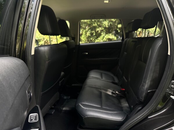 Used Mitsubishi Outlander 2018 for sale - 76239798: Photo 54