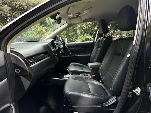 Used Mitsubishi Outlander 2018 for sale - 76239798: Photo 56