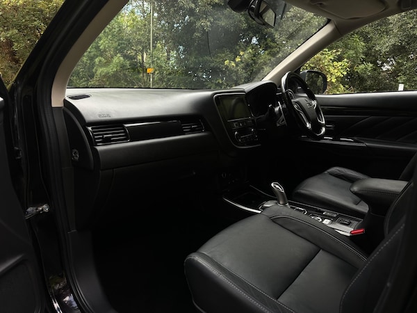 Used Mitsubishi Outlander 2018 for sale - 76239798: Photo 60