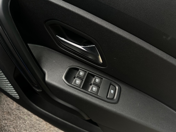 Used Dacia Duster 2020 for sale - 76239342: Photo 35