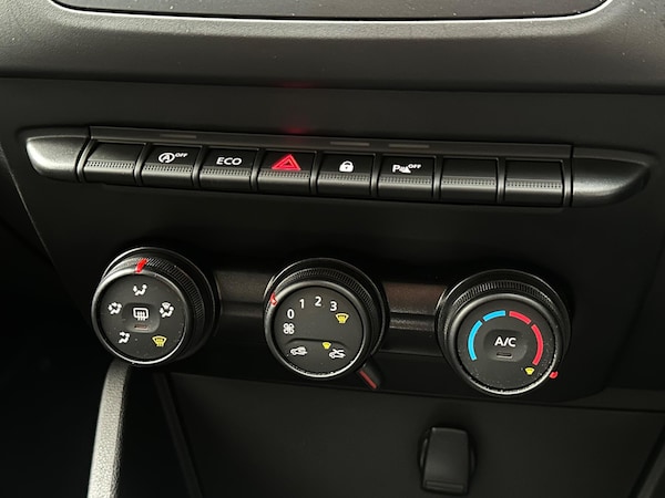 Used Dacia Duster 2020 for sale - 76239342: Photo 70
