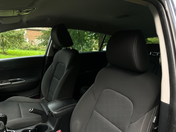 Used Kia Sportage 2018 for sale - 76240060: Photo 58