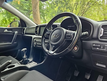 Used Kia Sportage 2018 for sale - 75768330: Photo