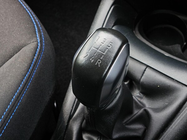 Used Peugeot 208 2018 for sale - 75553088: Photo 13