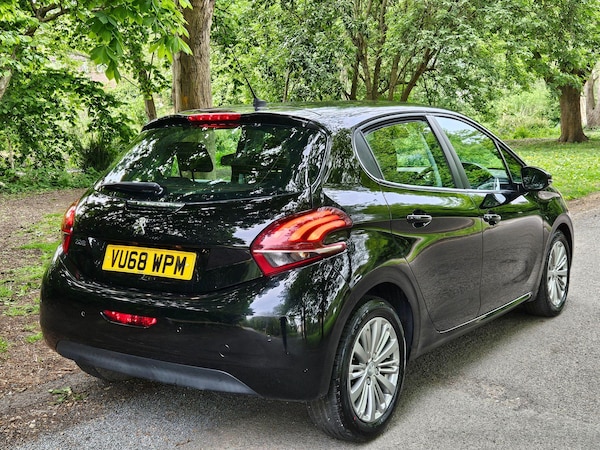 Used Peugeot 208 2018 for sale - 75553088: Photo 24