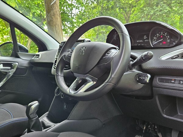 Used Peugeot 208 2018 for sale - 75553088: Photo 2