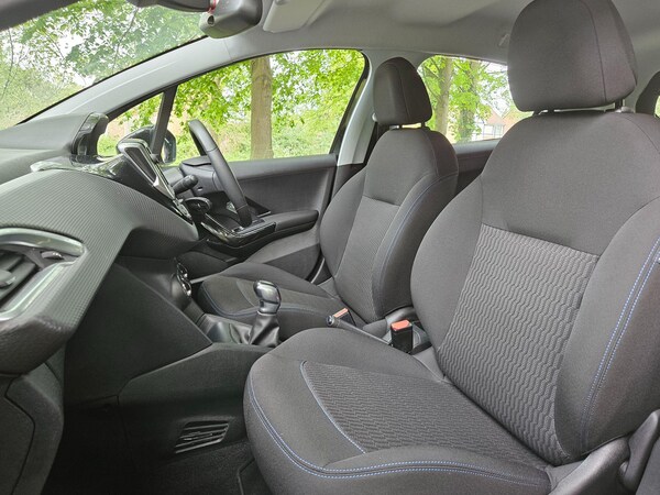 Used Peugeot 208 2018 for sale - 75553088: Photo 30