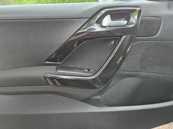 Used Peugeot 208 2018 for sale - 75553088: Photo 32
