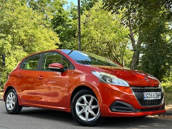 Used Peugeot 208 2015 for sale - 75552353: Photo