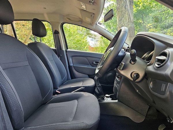 Used Dacia Sandero 2017 for sale - 76239514: Photo 18