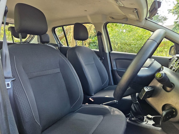 Used Dacia Sandero 2017 for sale - 76239514: Photo 19
