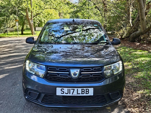 Used Dacia Sandero 2017 for sale - 76239514: Photo 40