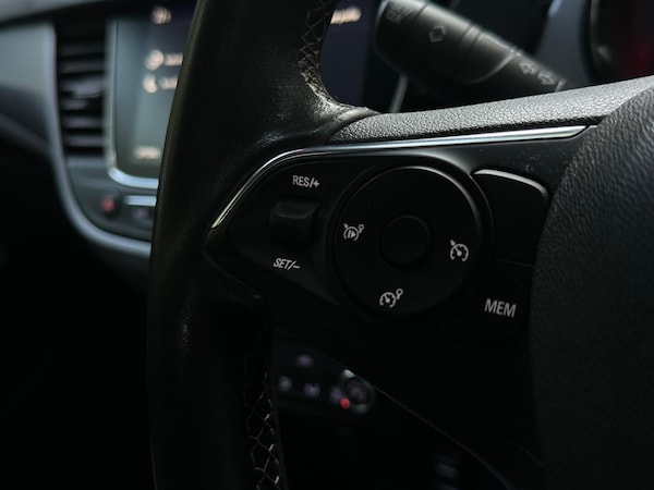 Used Vauxhall Crossland 2021 for sale - 75677820: Photo 61